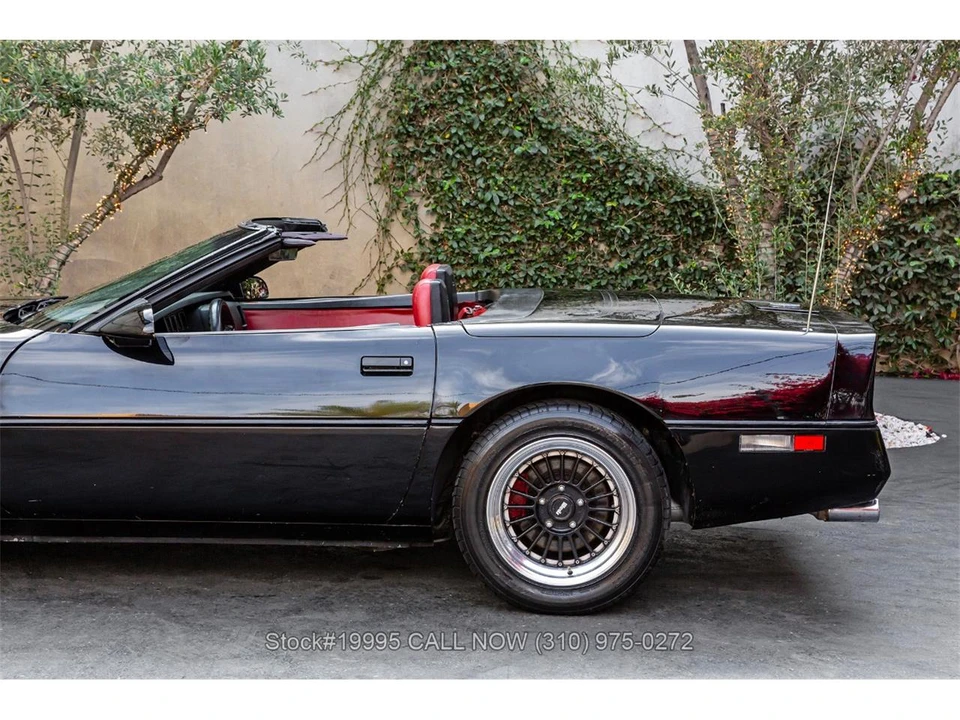 1986 Chevrolet Corvette C4 - Image 18 of 31