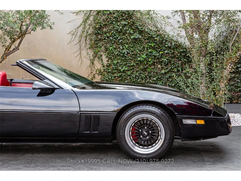 1986 Chevrolet Corvette C4 - Image 15 of 31