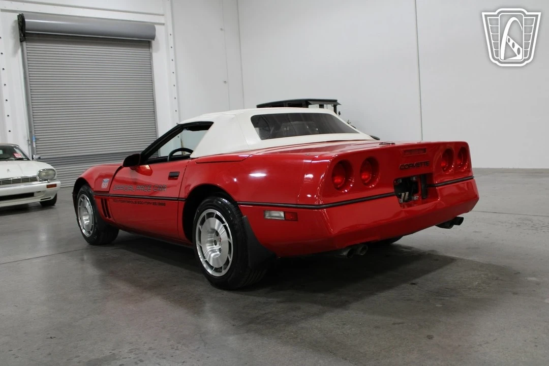 1986 Chevrolet Corvette C4 - Image 15 of 21