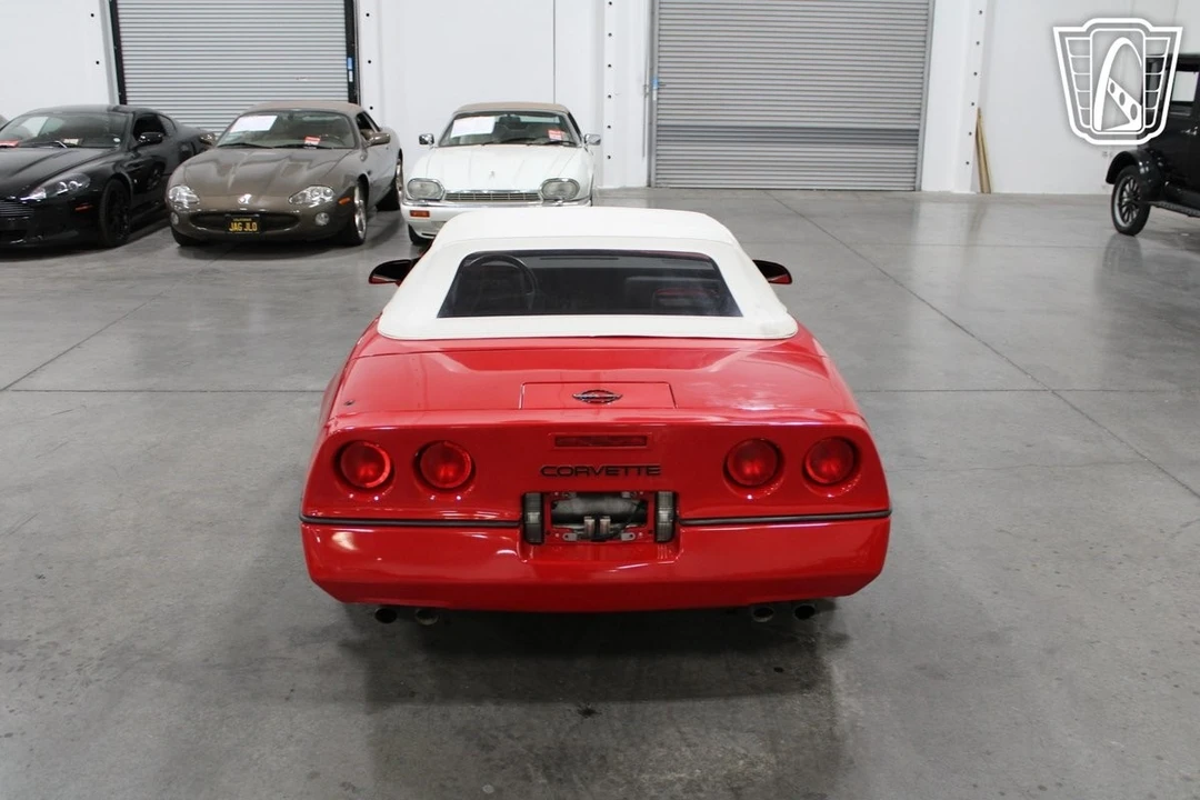 1986 Chevrolet Corvette C4 - Image 8 of 21
