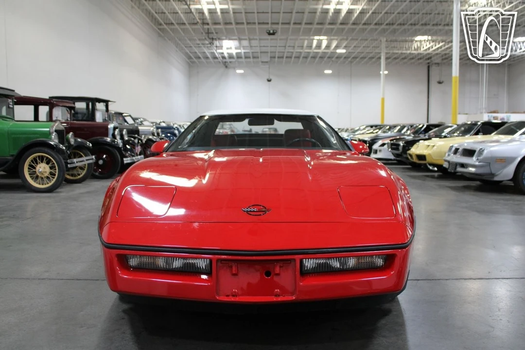 1986 Chevrolet Corvette C4 - Image 12 of 21