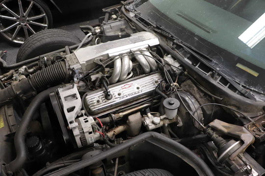 1986 Chevrolet Corvette C4 - Image 15 of 21