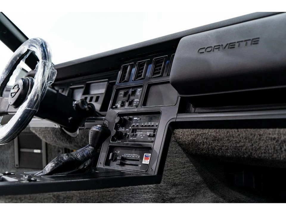 1986 Chevrolet Corvette C4 - Image 10 of 31