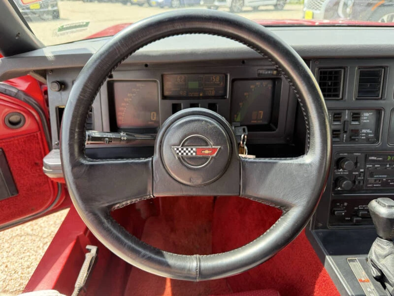 1986 Chevrolet Corvette C4 - Image 15 of 18