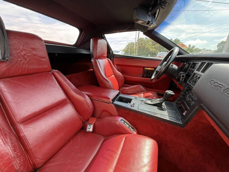 1986 Chevrolet Corvette C4 - Image 12 of 18