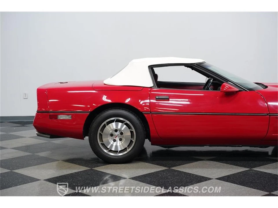 1986 Chevrolet Corvette C4 - Image 27 of 31