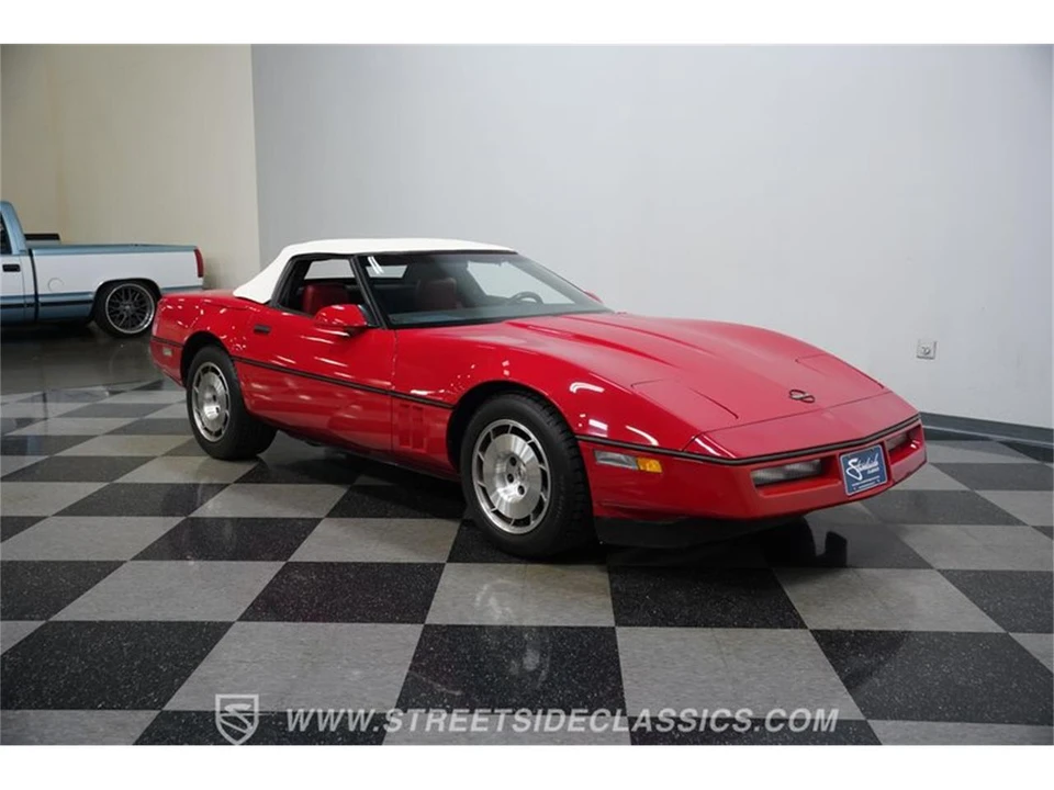 1986 Chevrolet Corvette C4 - Image 15 of 31