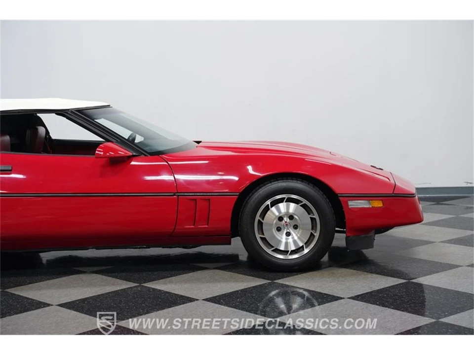 1986 Chevrolet Corvette C4 - Image 28 of 31