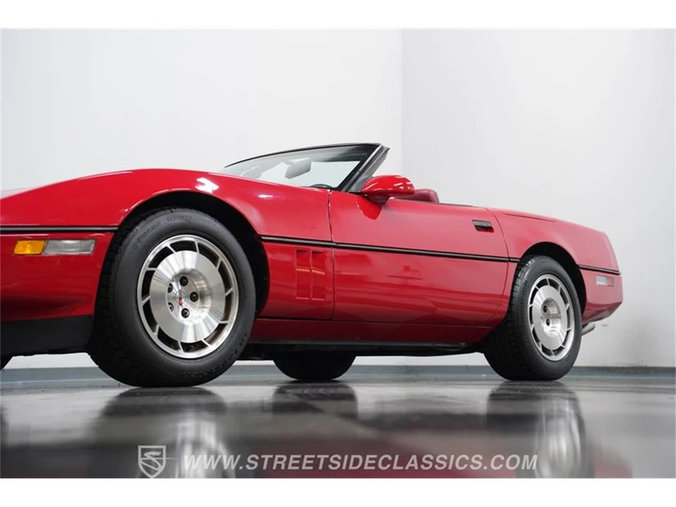 1986 Chevrolet Corvette C4 - Image 20 of 31