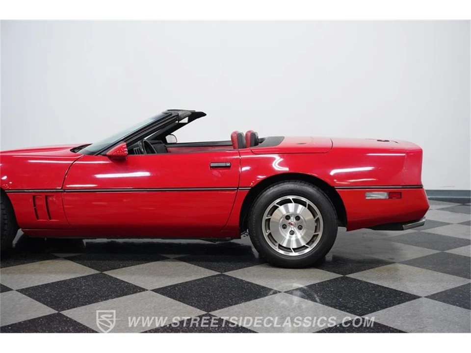 1986 Chevrolet Corvette C4 - Image 22 of 31