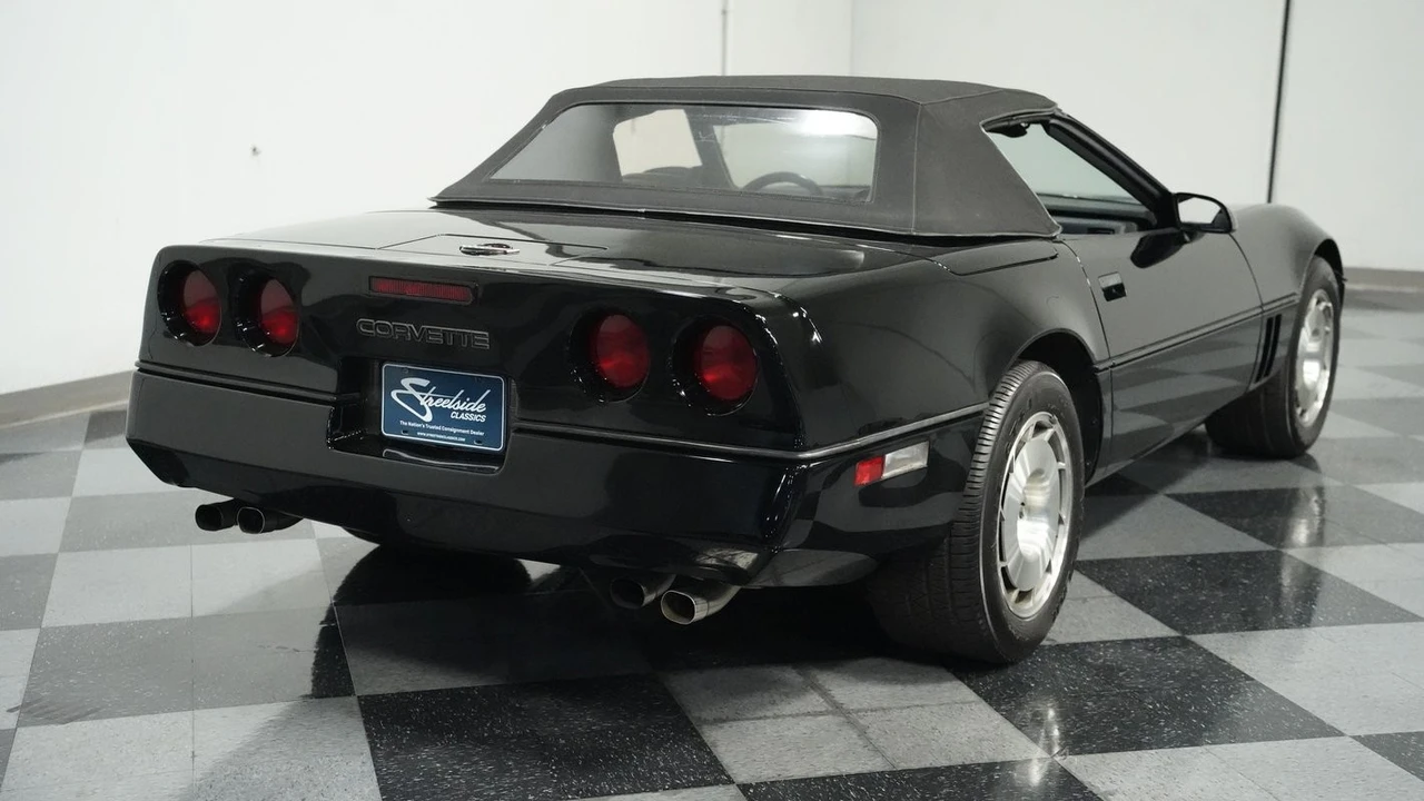 1986 Chevrolet Corvette C4 - Image 10 of 12