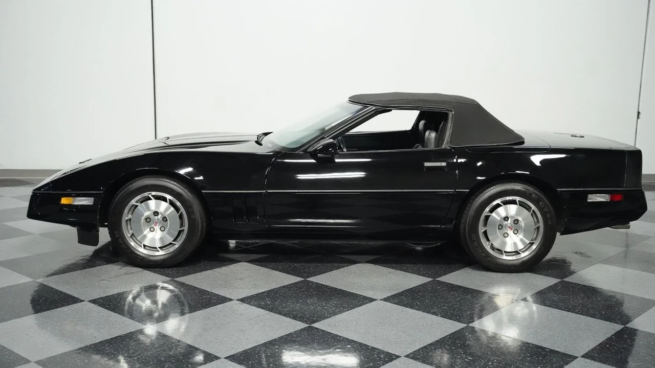 1986 Chevrolet Corvette C4 - Image 3 of 12