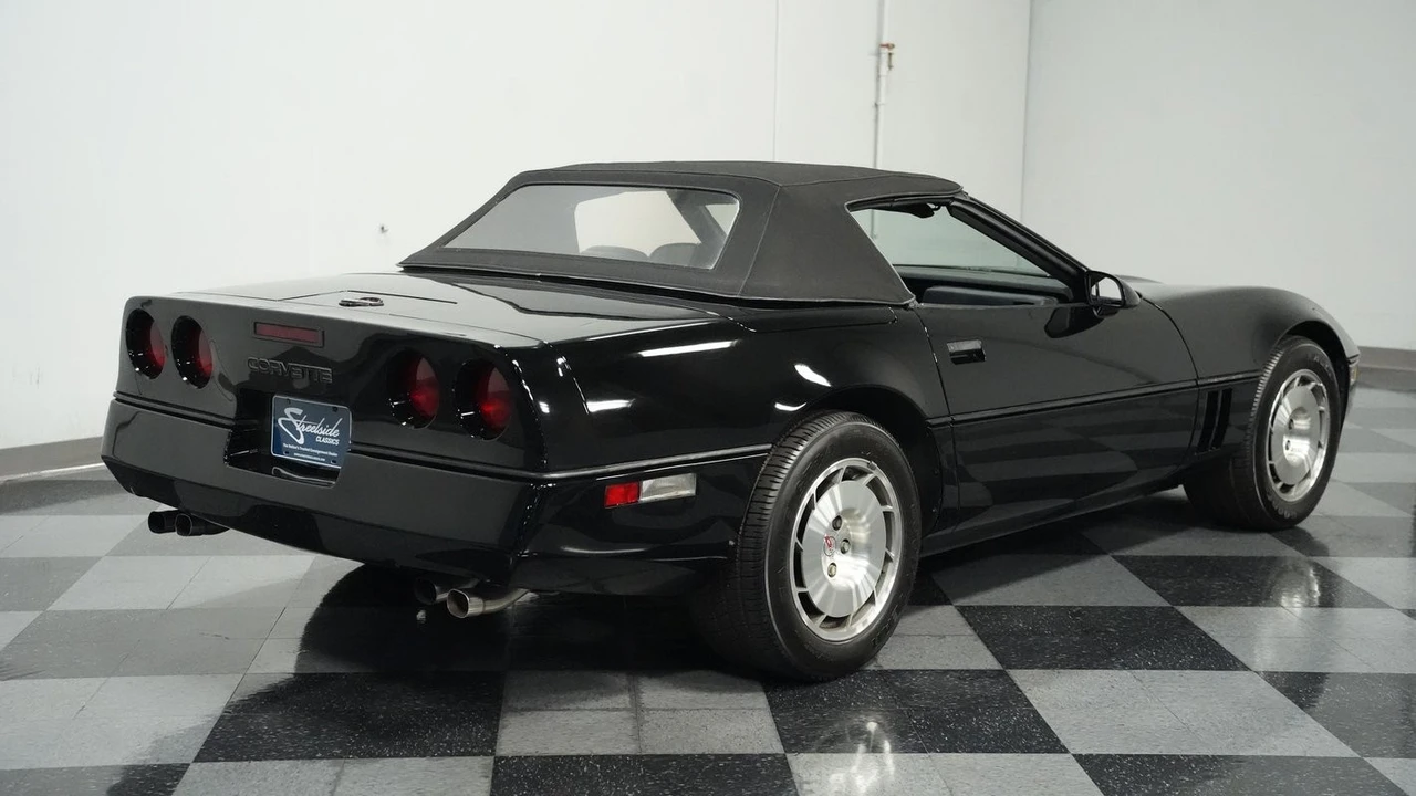 1986 Chevrolet Corvette C4 - Image 11 of 12