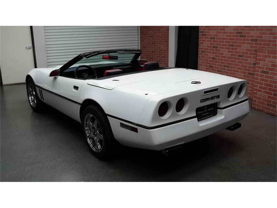 1986 Chevrolet Corvette C4 - Image 11 of 31
