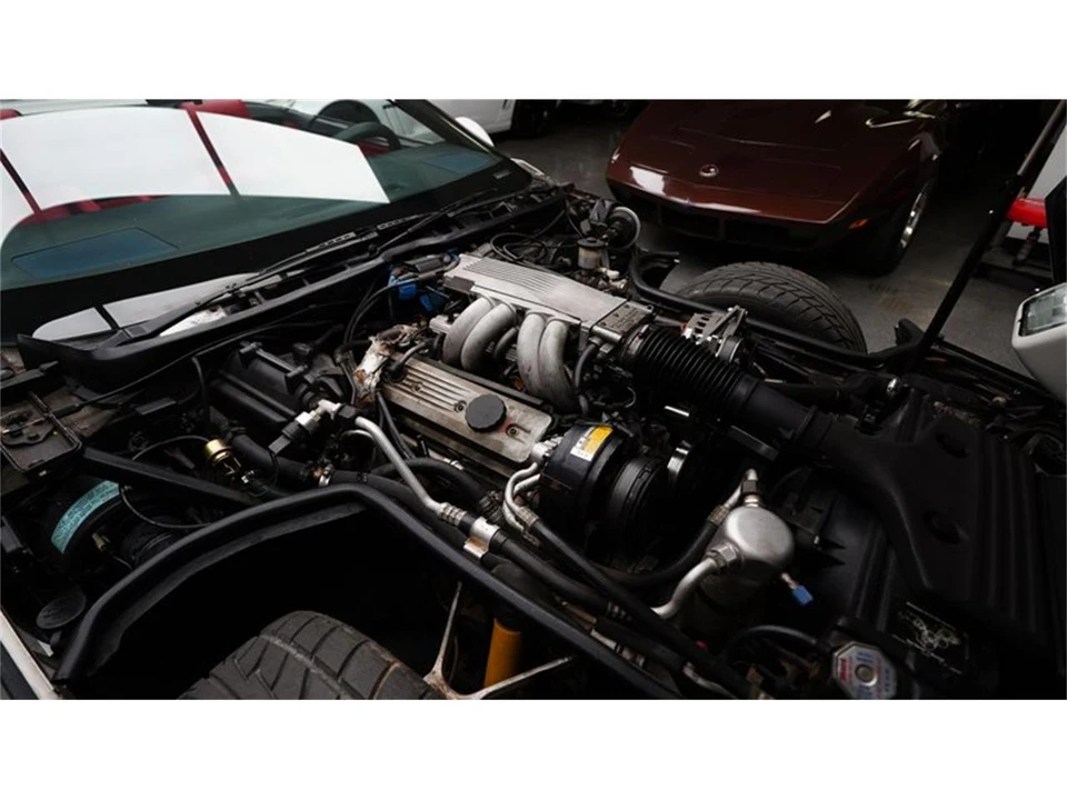 1986 Chevrolet Corvette C4 - Image 21 of 31