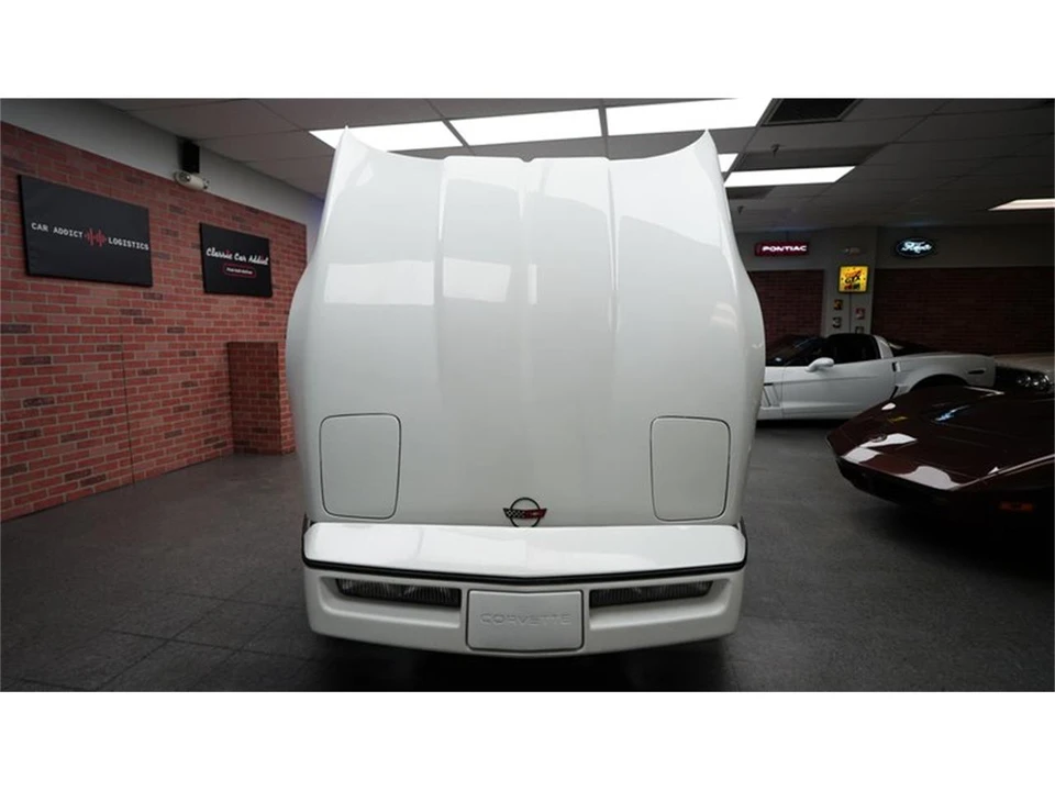 1986 Chevrolet Corvette C4 - Image 17 of 31