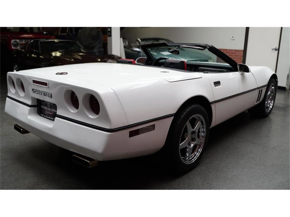 1986 Chevrolet Corvette C4 - Image 13 of 31