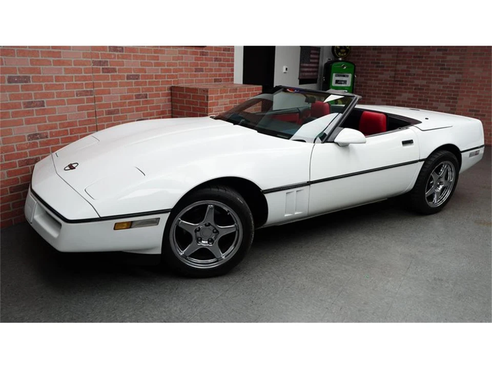 1986 Chevrolet Corvette C4 - Image 9 of 31