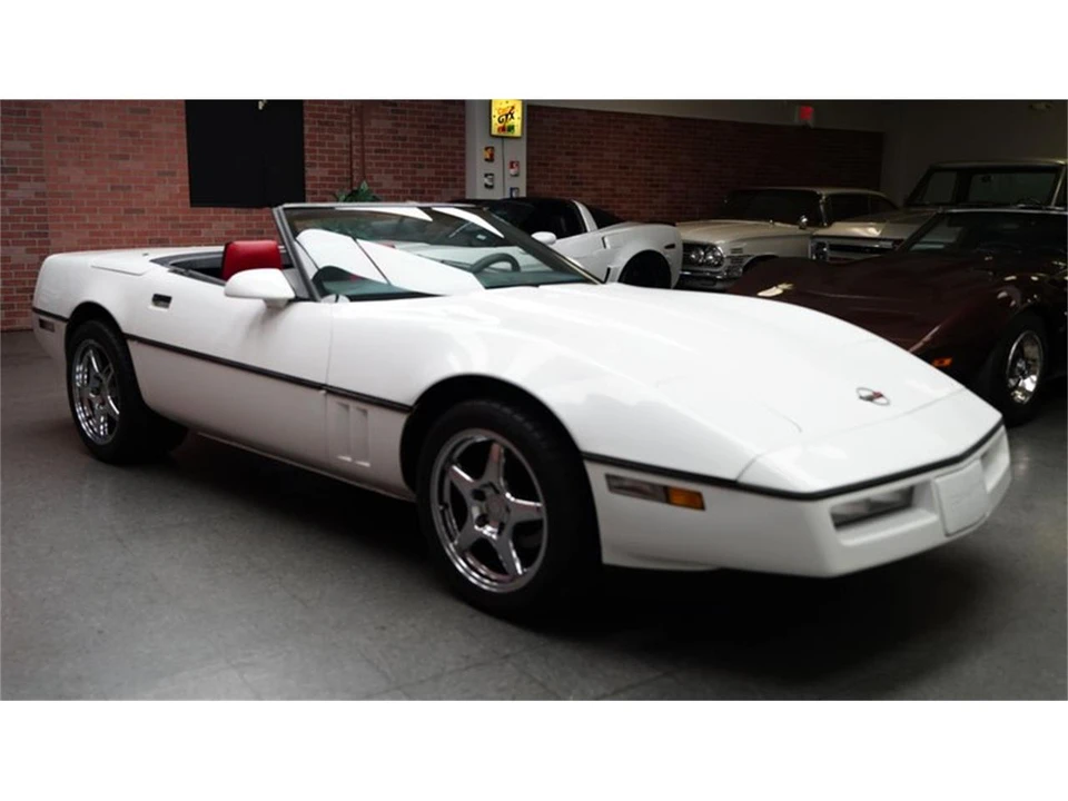 1986 Chevrolet Corvette C4 - Image 15 of 31