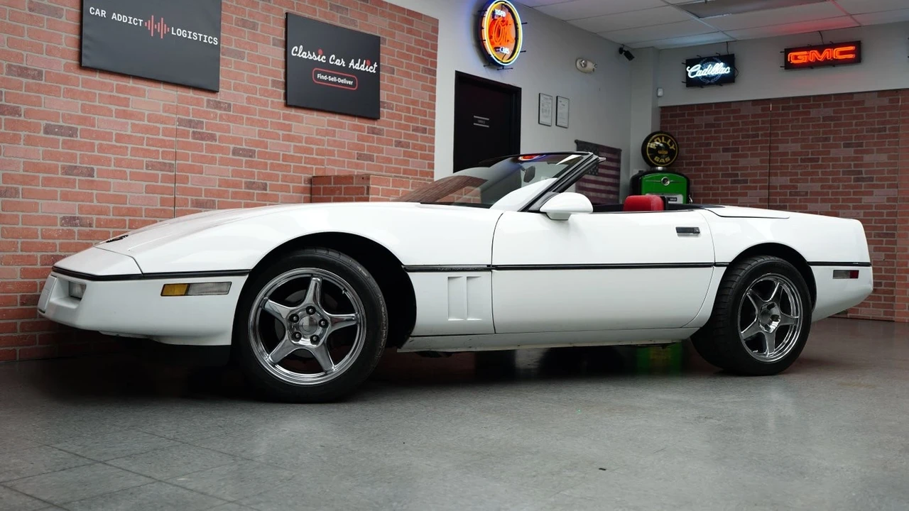 1986 Chevrolet Corvette C4 - Image 2 of 12