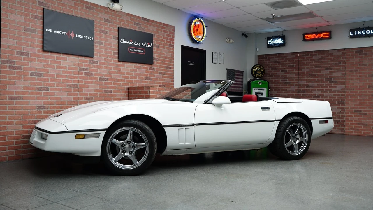 1986 Chevrolet Corvette C4 - Image 5 of 31