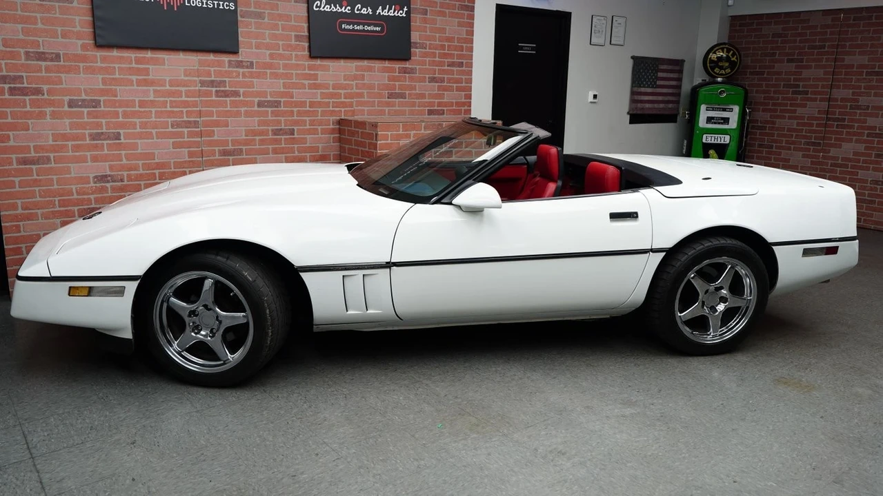 1986 Chevrolet Corvette C4 - Image 8 of 12