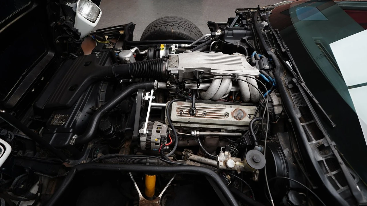 1986 Chevrolet Corvette C4 - Image 20 of 31