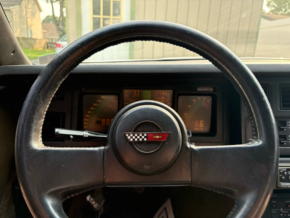 1986 Chevrolet Corvette C4 - Image 17 of 20