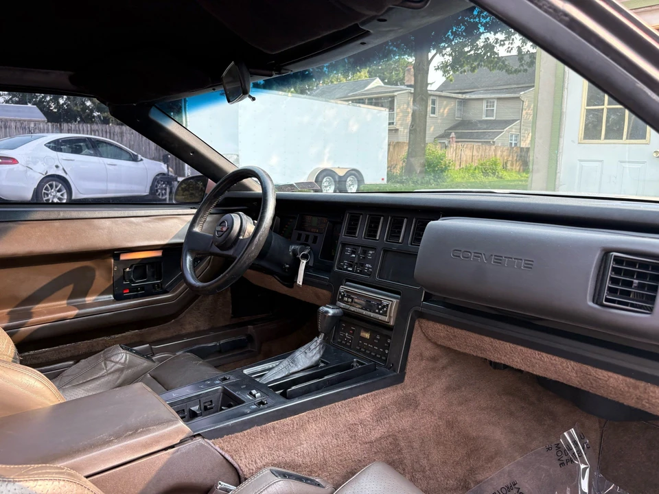 1986 Chevrolet Corvette C4 - Image 14 of 20