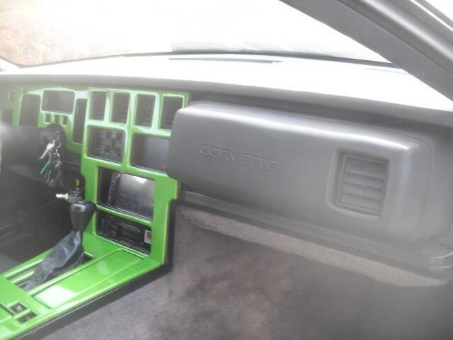 1986 Chevrolet Corvette C4 - Image 10 of 12