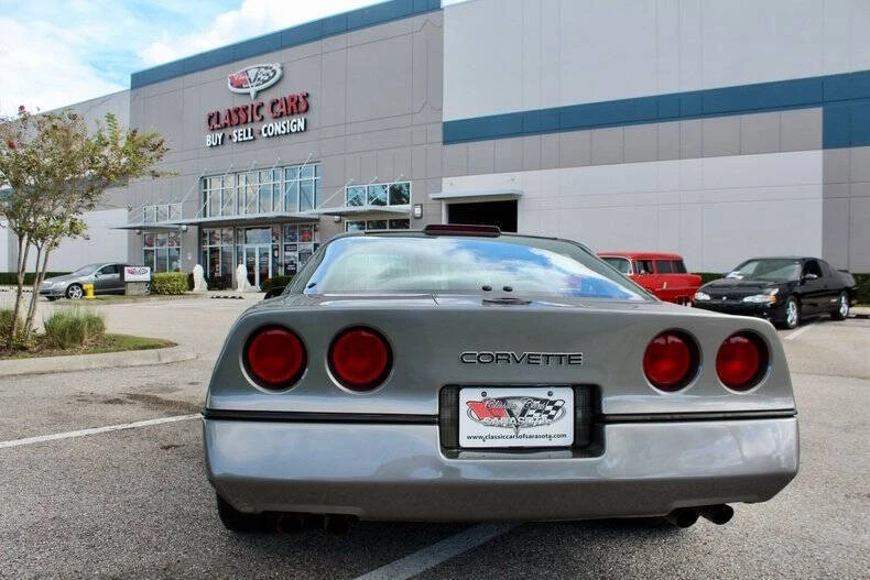 1986 Chevrolet Corvette C4 - Image 12 of 31