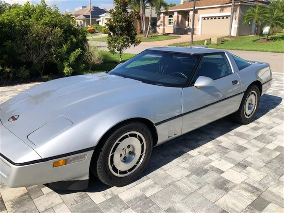 1986 Chevrolet Corvette C4 - Image 2 of 8