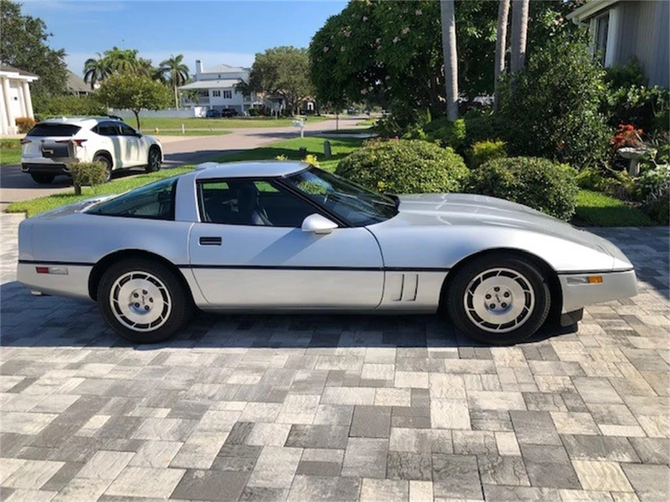 1986 Chevrolet Corvette C4 - Image 4 of 8