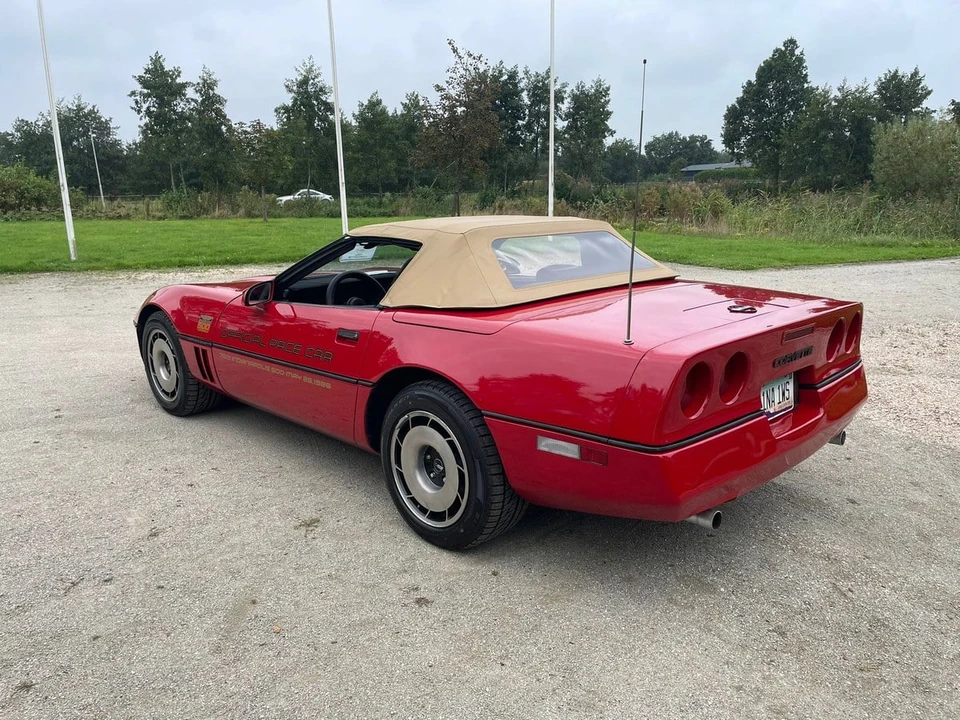 1986 Chevrolet Corvette C4 - Image 17 of 30
