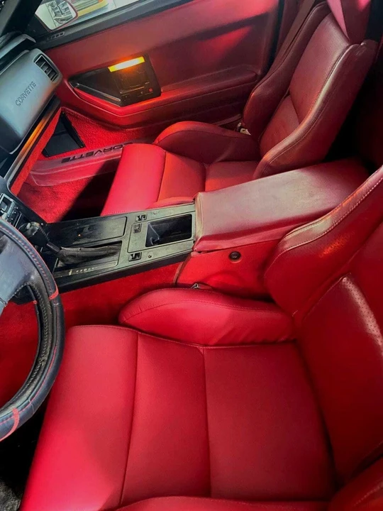 1986 Chevrolet Corvette C4 - Image 25 of 30
