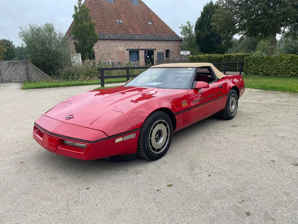 1986 Chevrolet Corvette C4 - Image 13 of 30