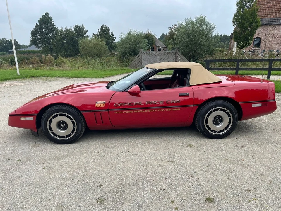 1986 Chevrolet Corvette C4 - Image 18 of 30