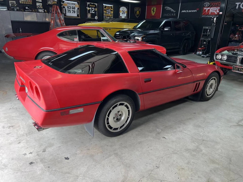 1986 Chevrolet Corvette C4 - Image 9 of 15