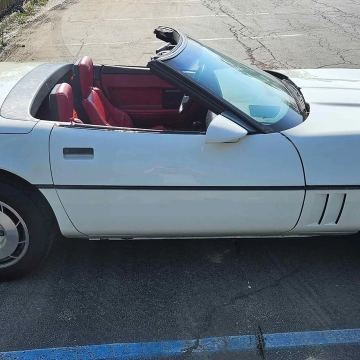 1986 Chevrolet Corvette C4 - Image 3 of 14