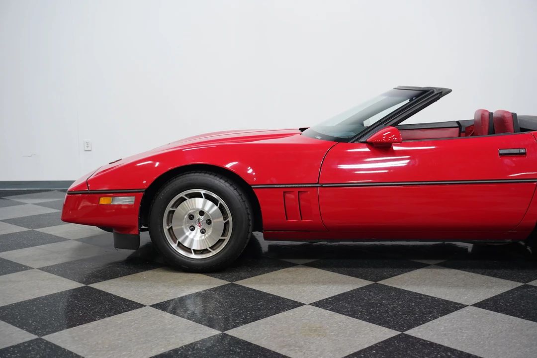 1986 Chevrolet Corvette C4 - Image 23 of 31