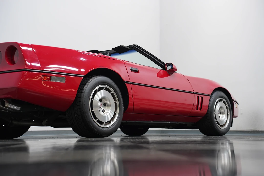 1986 Chevrolet Corvette C4 - Image 28 of 31