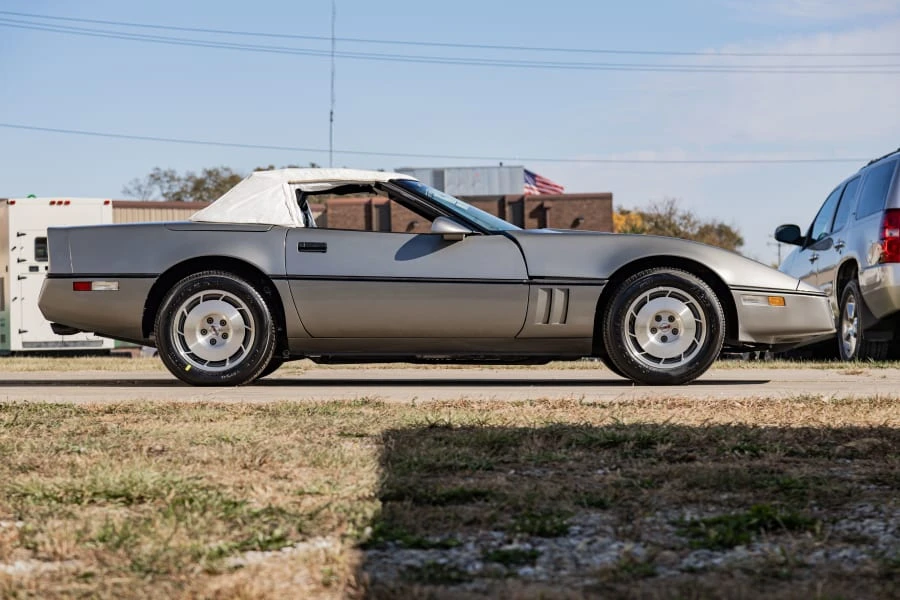 1986 Chevrolet Corvette C4 - Image 10 of 28