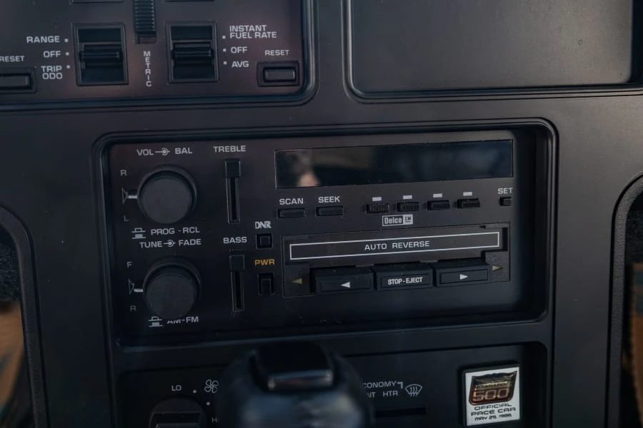 1986 Chevrolet Corvette C4 - Image 22 of 28