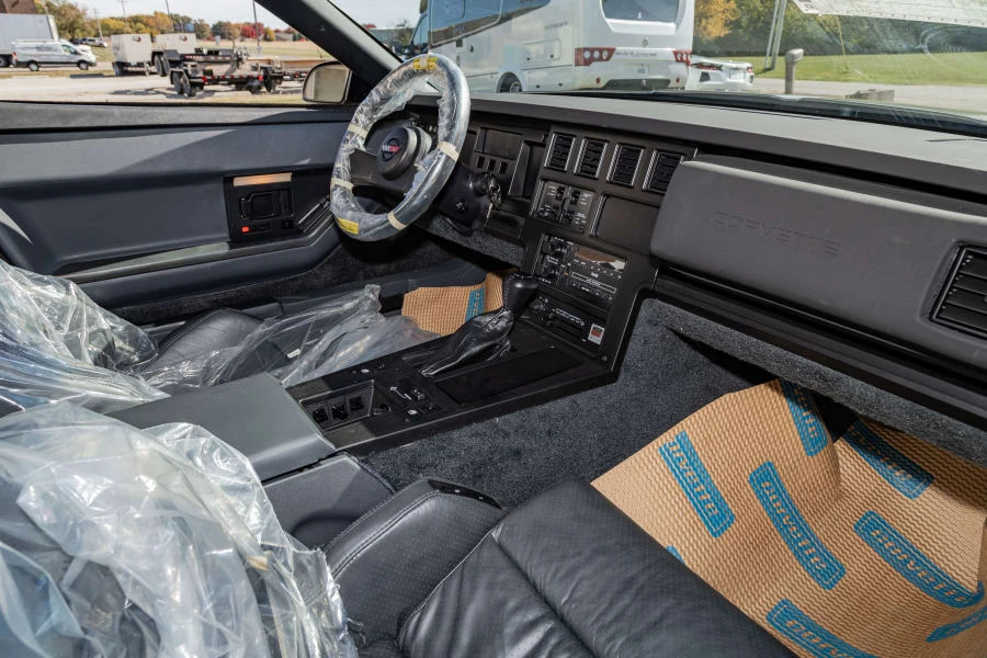 1986 Chevrolet Corvette C4 - Image 12 of 28