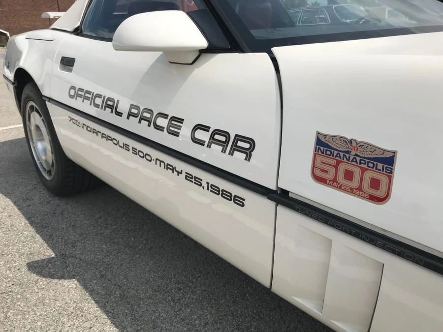 1986 Chevrolet Corvette C4 - Image 10 of 11