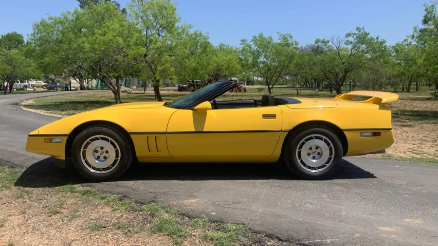 1986 Chevrolet Corvette C4 - Image 15 of 31