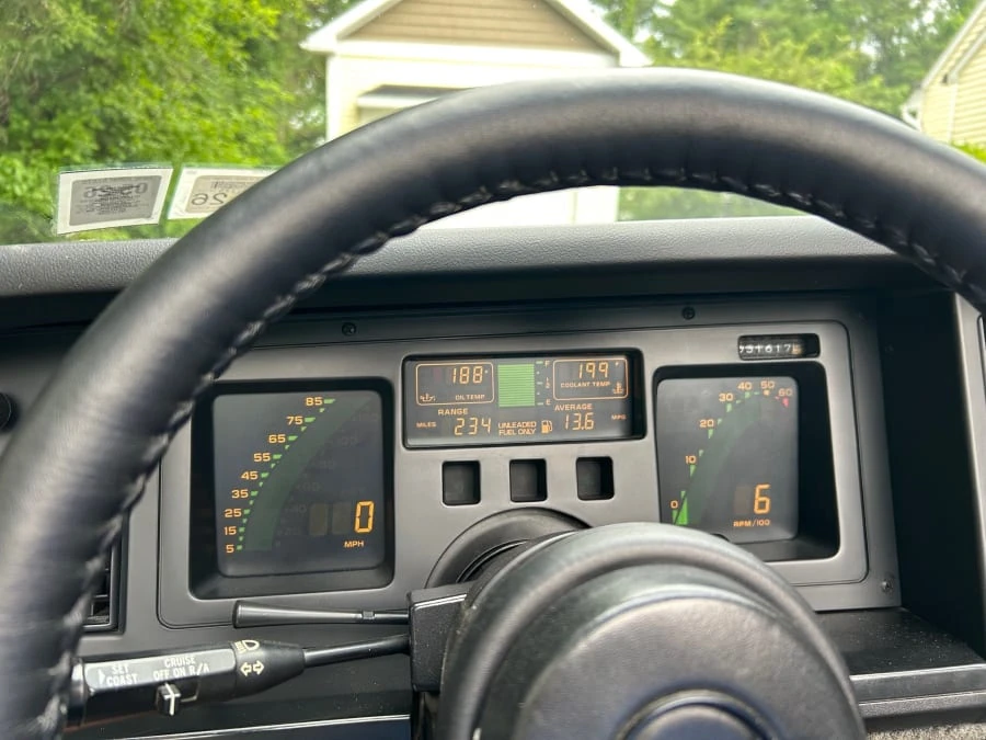 1986 Chevrolet Corvette C4 - Image 11 of 21