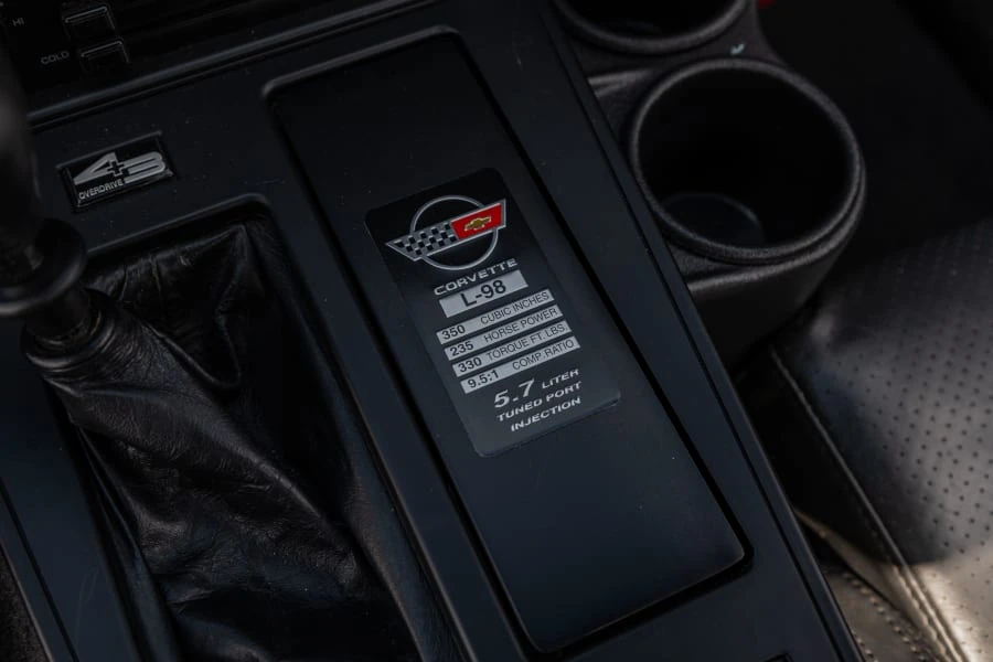 1986 Chevrolet Corvette C4 - Image 16 of 31