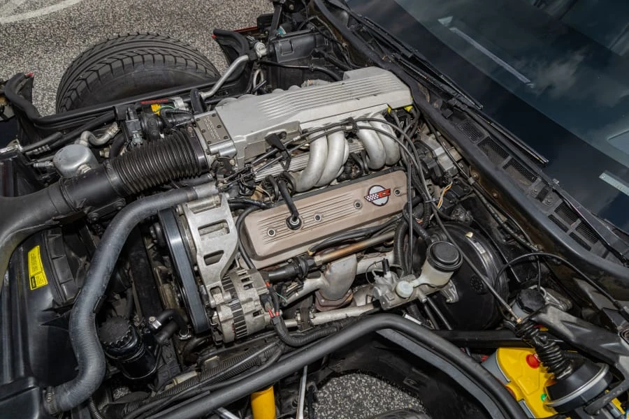 1986 Chevrolet Corvette C4 - Image 30 of 31