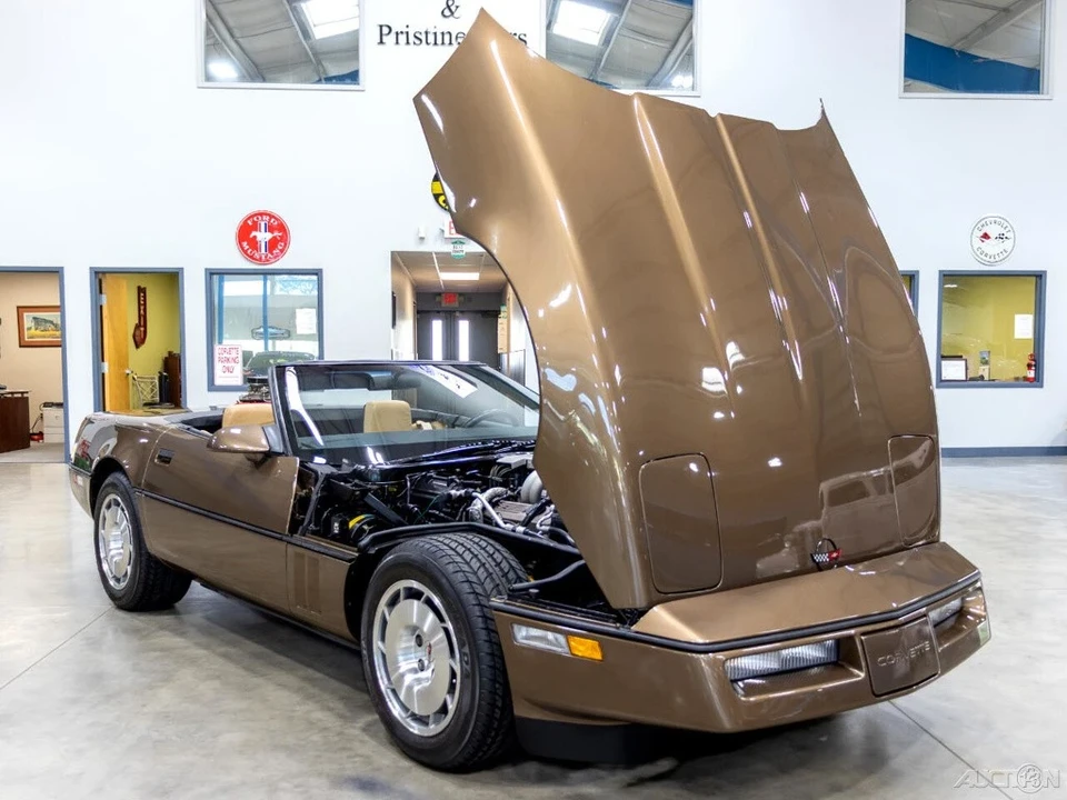 1986 Chevrolet Corvette C4 - Image 19 of 21